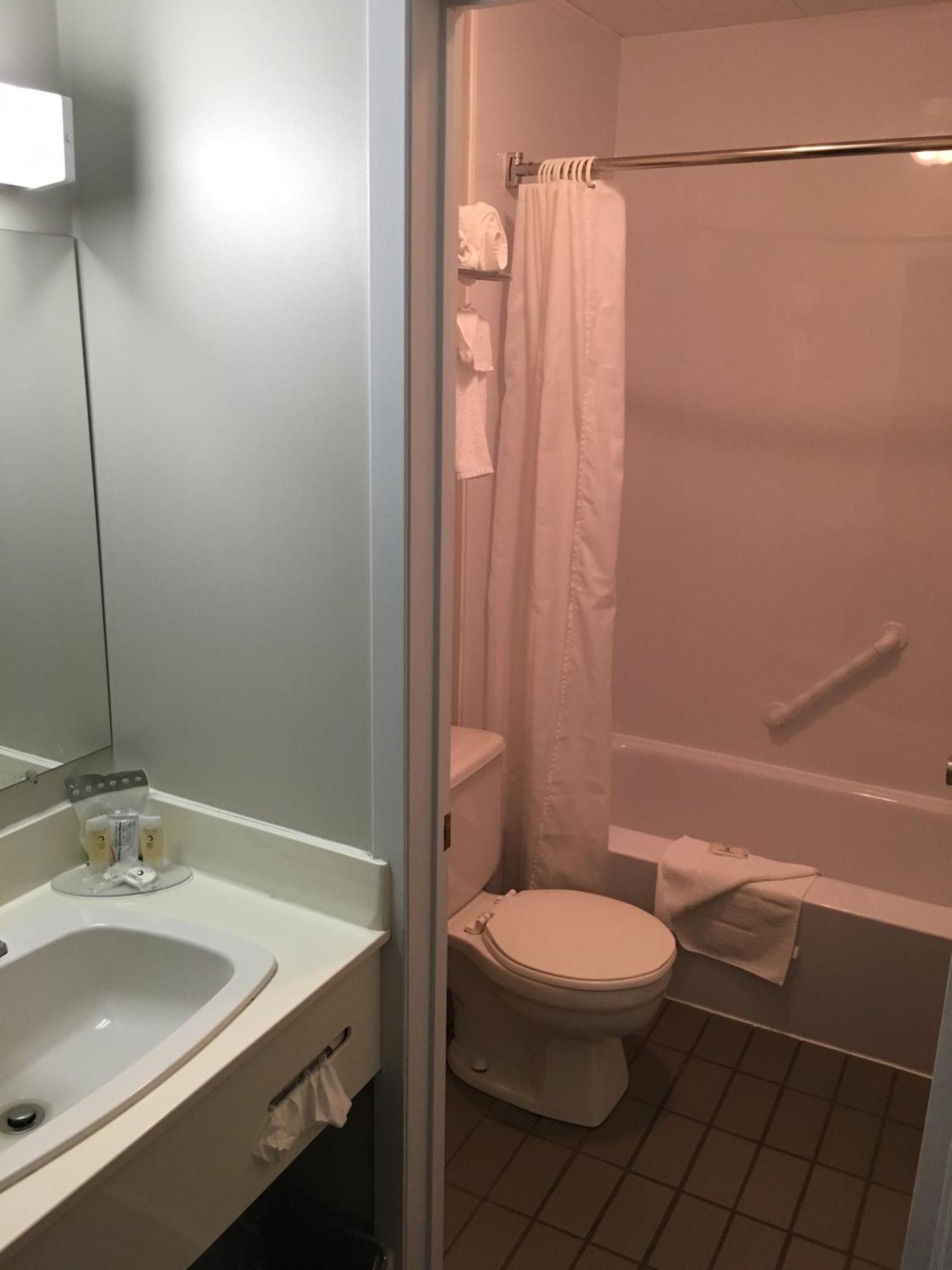 Fairway Inn Sussex Bilik gambar